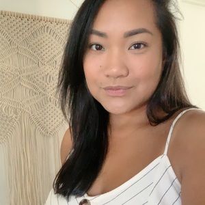 Meet your Posher, Carmelie